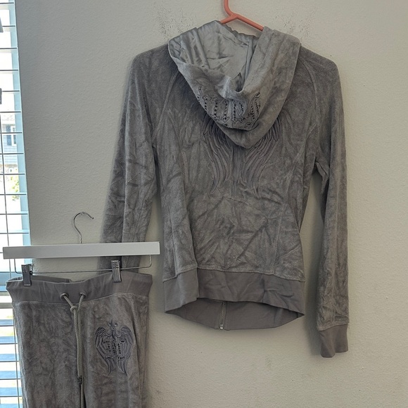 Y2K vintage  Velour Tracksuit with Embroidered Design - Picture 1 of 12